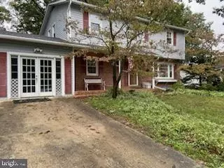 551 Williamsburg Ln, Odenton, MD 21113 photo 4