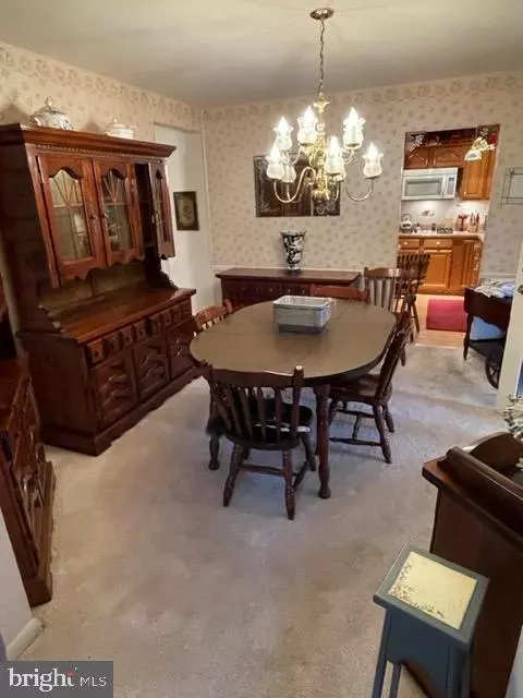 551 Williamsburg Ln, Odenton, MD 21113 photo 7