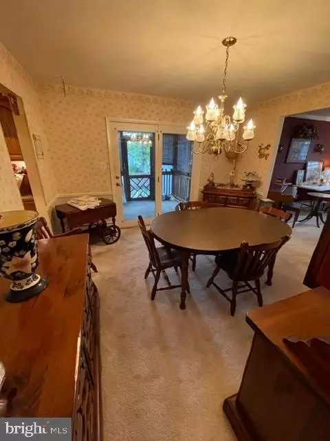551 Williamsburg Ln, Odenton, MD 21113 photo 9