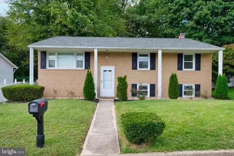 1010 Big Baer Dr, Glen Burnie, MD 21061