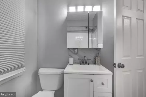 3555 Brickwall Ln, Pasadena, MD 21122 photo 15