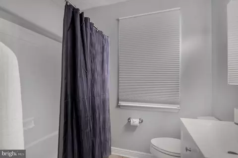 3555 Brickwall Ln, Pasadena, MD 21122 photo 16