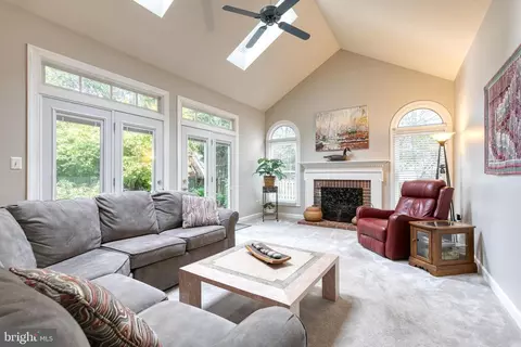1141 Charing Cross Dr, Crofton, MD 21114 photo 15