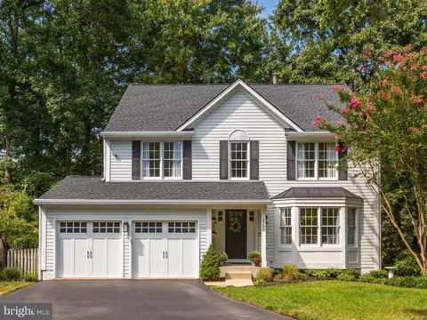 1765 Rochester St, Crofton, MD 21114