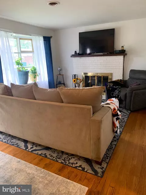 8484 Virginia Ave, Pasadena, MD 21122 photo 12