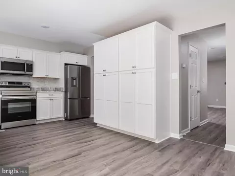 1280 Holmespun Dr, Pasadena, MD 21122 photo 9