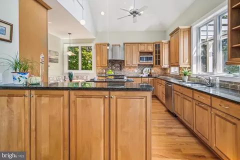 1604 Riverside Dr, Annapolis, MD 21409 photo 12
