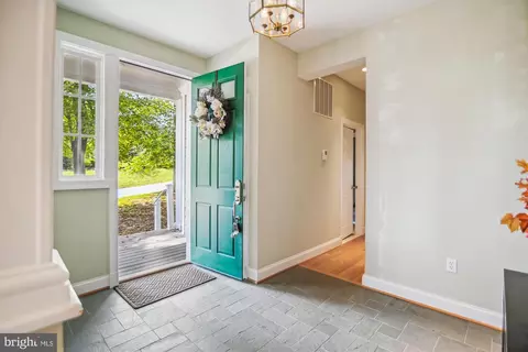 1604 Riverside Dr, Annapolis, MD 21409 photo 6