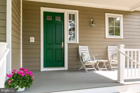 1604 Riverside Dr, Annapolis, MD 21409 photo 3