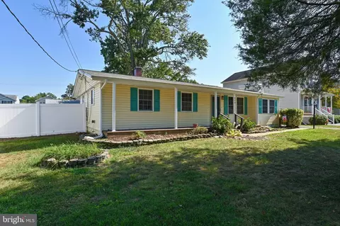 859 Severn Ave, Edgewater, MD 21037 photo 2