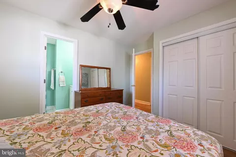 859 Severn Ave, Edgewater, MD 21037 photo 15