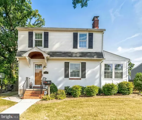 550 Forest View Rd, Linthicum Heights, MD 21090