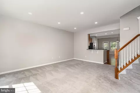 7273 Mockingbird Cir, Glen Burnie, MD 21060 photo 5