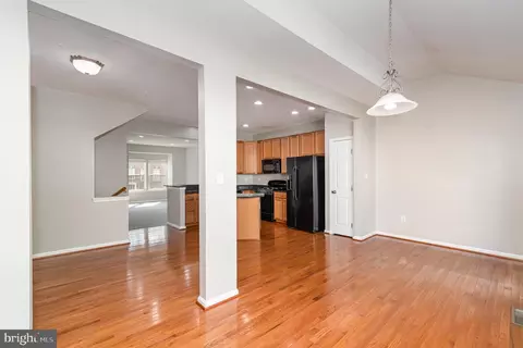 7273 Mockingbird Cir, Glen Burnie, MD 21060 photo 8