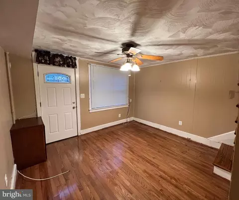 76 Clay St, Annapolis, MD 21401 photo 4