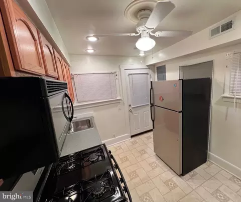 76 Clay St, Annapolis, MD 21401 photo 8
