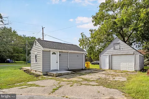 8166 Forest Glen Dr, Pasadena, MD 21122 photo 22