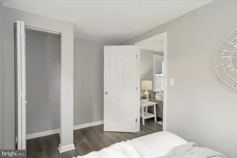 8166 Forest Glen Dr, Pasadena, MD 21122 photo 17