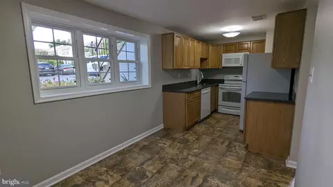 1465 Blockton Ct, Crofton, MD 21114 photo 9