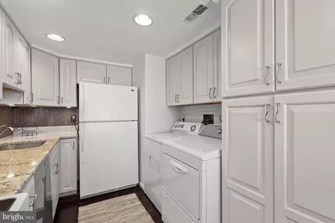 1935 Bellarbor Cir, Crofton, MD 21114 photo 11
