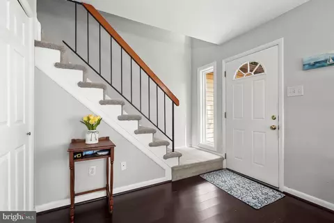 1935 Bellarbor Cir, Crofton, MD 21114 photo 2