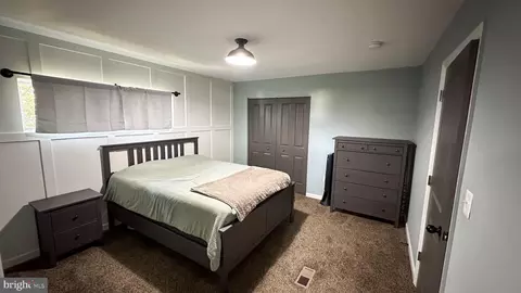 303 Green Dr, Pasadena, MD 21122 photo 9