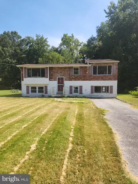 475 Lincoln Dr, Glen Burnie, MD 21060