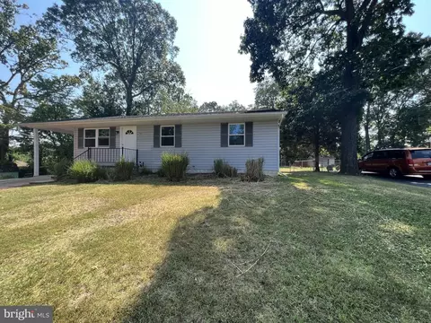 705 D St, Pasadena, MD 21122