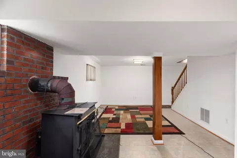 8439 Garden Rd, Pasadena, MD 21122 photo 23
