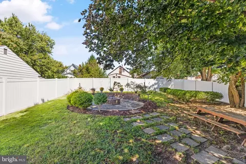 8439 Garden Rd, Pasadena, MD 21122 photo 27