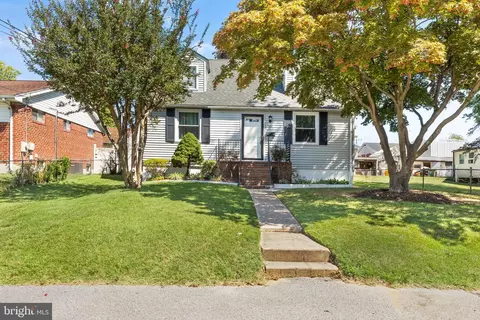 8439 Garden Rd, Pasadena, MD 21122