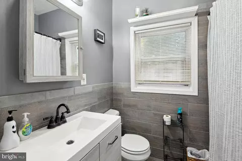 3516 Oak Dr, Edgewater, MD 21037 photo 6