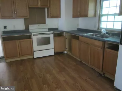 807 Cedar Ave, North Beach, MD 20714 photo 14