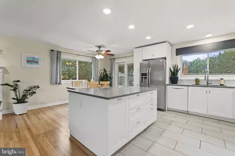 114 Simms Dr, Annapolis, MD 21401 photo 8