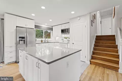 114 Simms Dr, Annapolis, MD 21401 photo 7