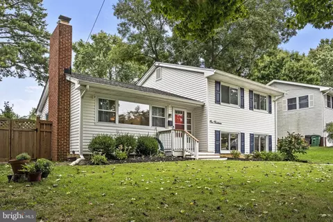114 Simms Dr, Annapolis, MD 21401 photo 2