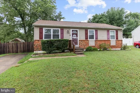 1240 Cedarcliff Dr, Glen Burnie, MD 21060