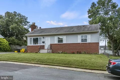 1119 Mchenry Dr, Glen Burnie, MD 21061