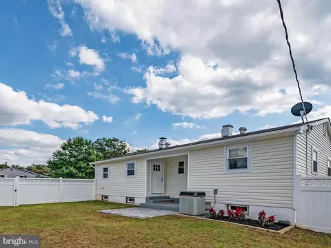 3356 Crumpton S, Laurel, MD 20724 photo 6