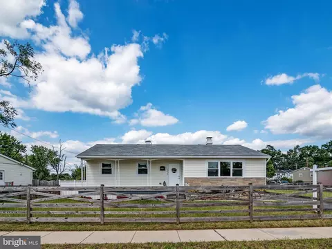 3356 Crumpton S, Laurel, MD 20724 photo 4
