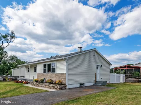 3356 Crumpton S, Laurel, MD 20724 photo 3