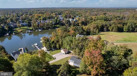 800 Long Cove Rd, Glen Burnie, MD 21060