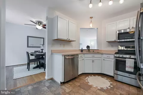 236 Gray Fox Ct, Edgewater, MD 21037 photo 12