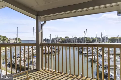 7030 Channel Village Ct #201, Annapolis, MD 21403