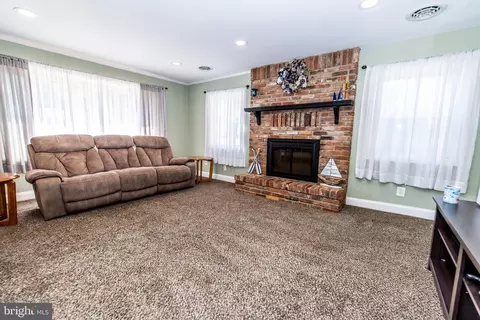 117 Valley View Ave, Edgewater, MD 21037 photo 2