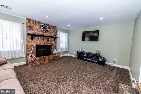 117 Valley View Ave, Edgewater, MD 21037 photo 3