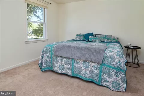 447 Royal Beach Rd, Pasadena, MD 21122 photo 19