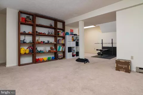 447 Royal Beach Rd, Pasadena, MD 21122 photo 30