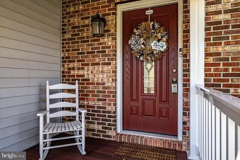 447 Royal Beach Rd, Pasadena, MD 21122 photo 5