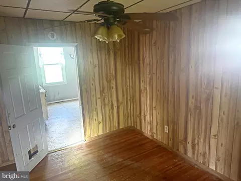220 Doris Ave, Baltimore Highlands, MD 21225 photo 8